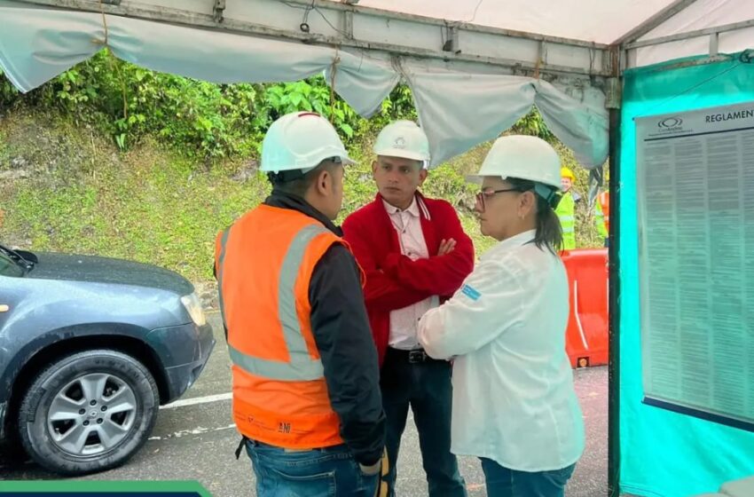  Coviandina y el Alcalde de Guayabetal, realizaron recorrido por los túneles de Quebradablanca